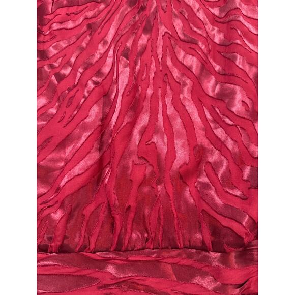 White House Black Market WHBM Red Zebra Burnout Silk Blend Top Size 8P (038) - Picture 3 of 10